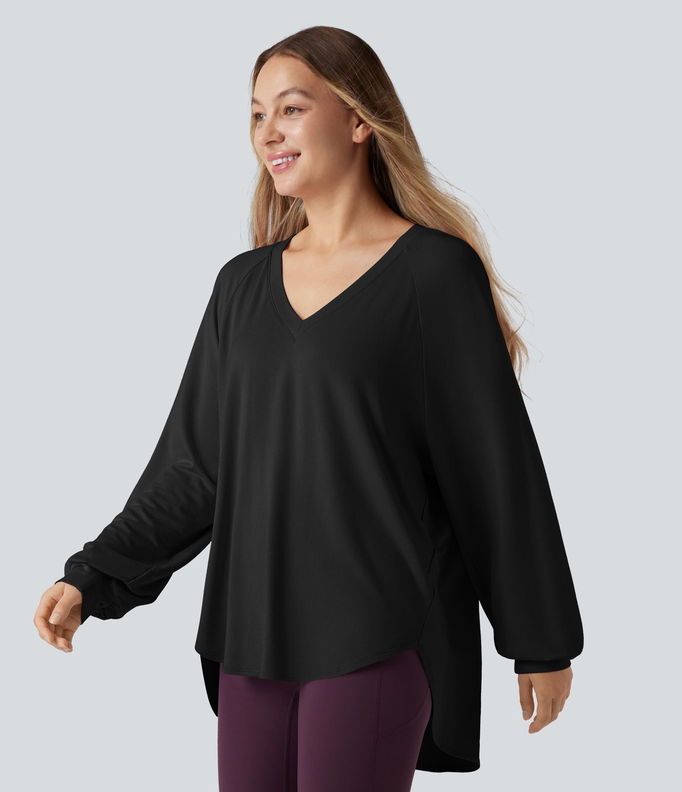 Sweat-shirt col V manches longues ourlet asymétrique