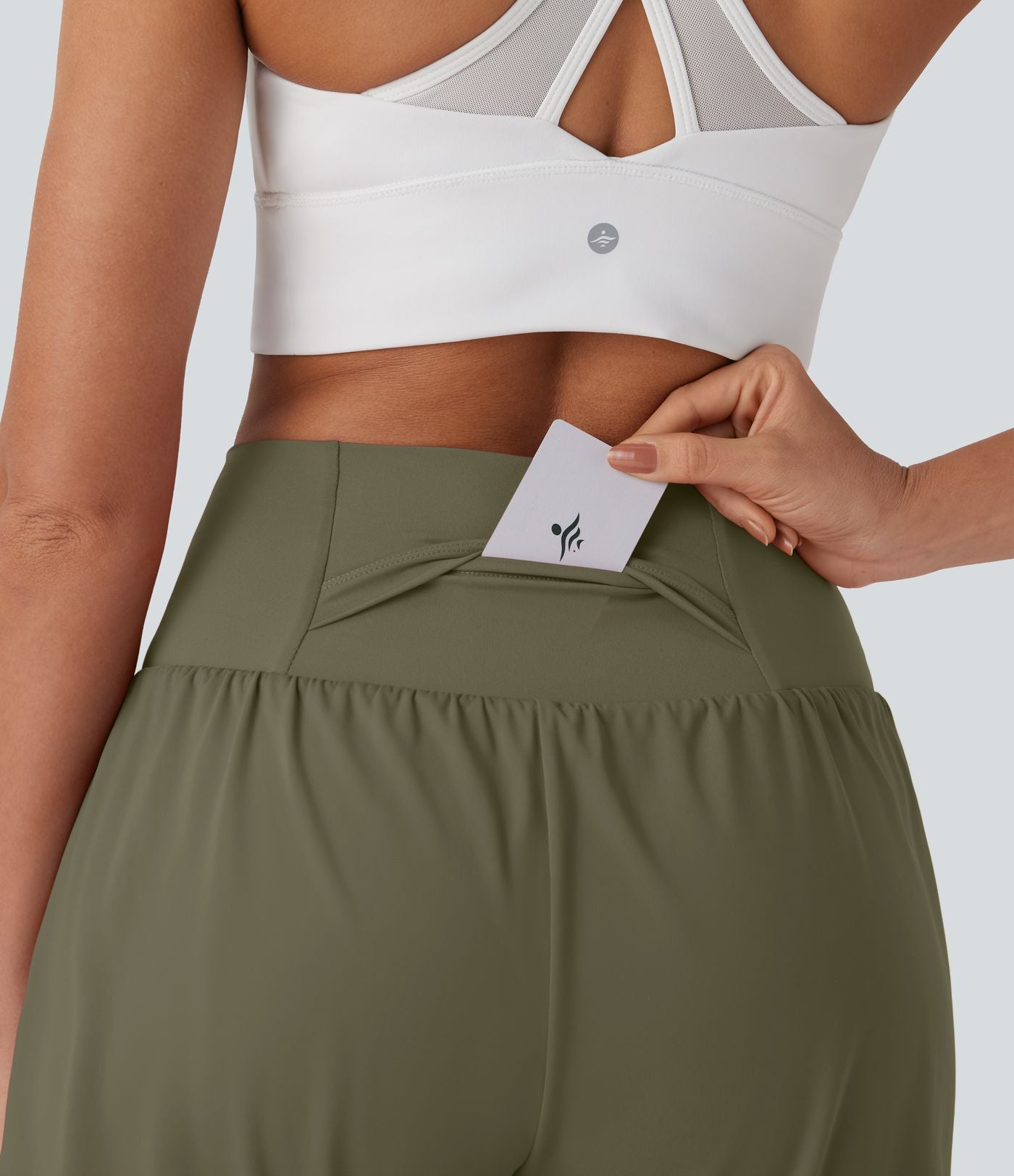 Short de yoga SoftlyZero™ Airy 2-en-1 taille très haute avec poches et effet frais InstantCool 17,5 cm
