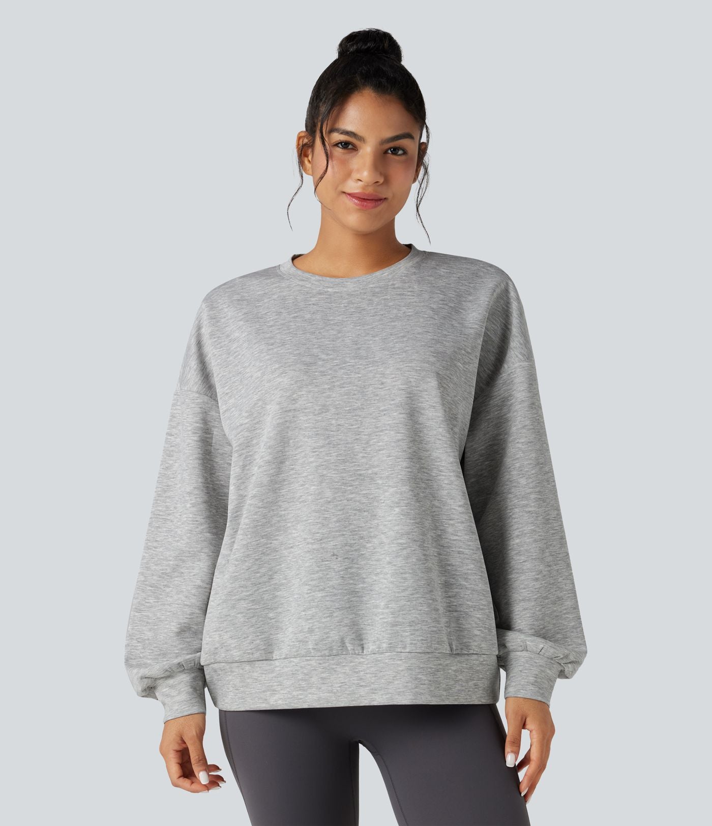 Sweat-shirt col rond manches longues coupe décontractée avec poches