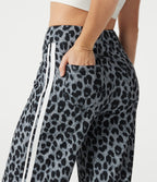 Pantalon léopard décontracté ample color block, taille haute, en tissu gaufré, à poches