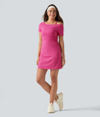 SoftlyZero™ Plush Robe de sport mini 2-en-1 froncée à épaules dénudées avec brassière intégrée et poches — Easy Peasy
