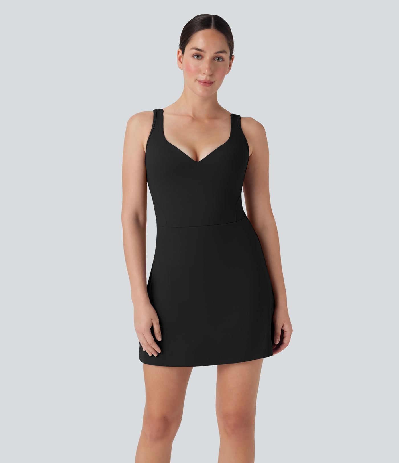Robe active de yoga 2-en-1 Softlyzero™ Plush avec bretelles ajustables, armatures push-up, dos nu et poches-Easy Peasy