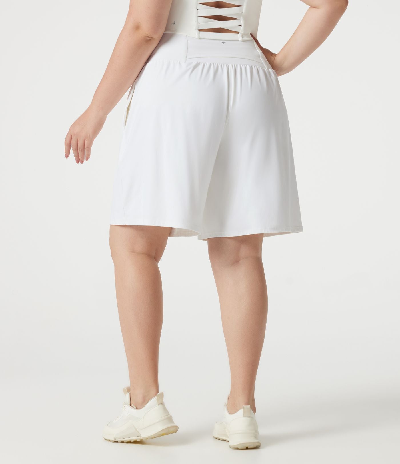 Bermuda de yoga grande taille SoftlyZero™ Airy taille haute effet frais InstantCool avec poches
