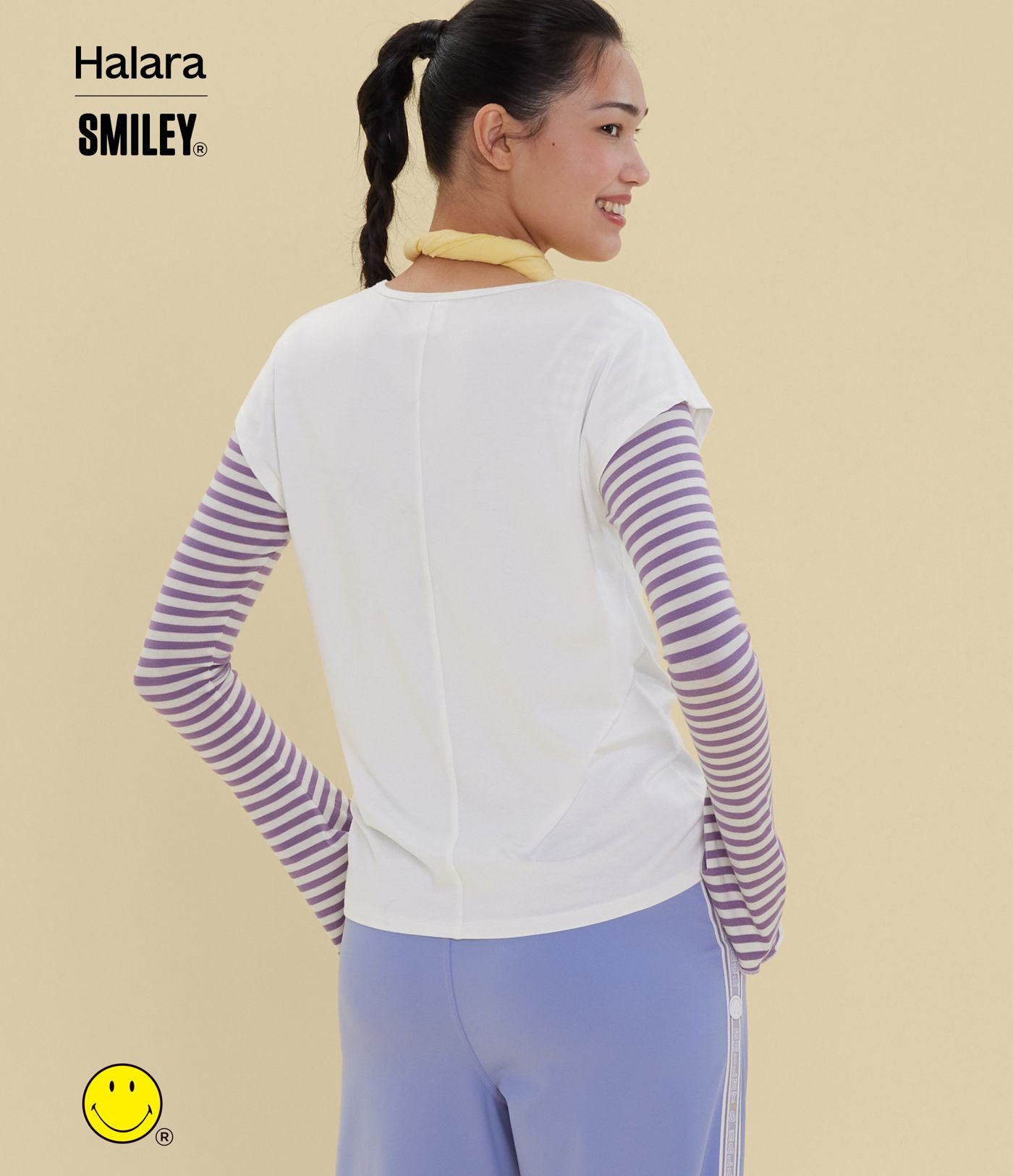T-shirt casual Halara X Smiley® col V à manches courtes