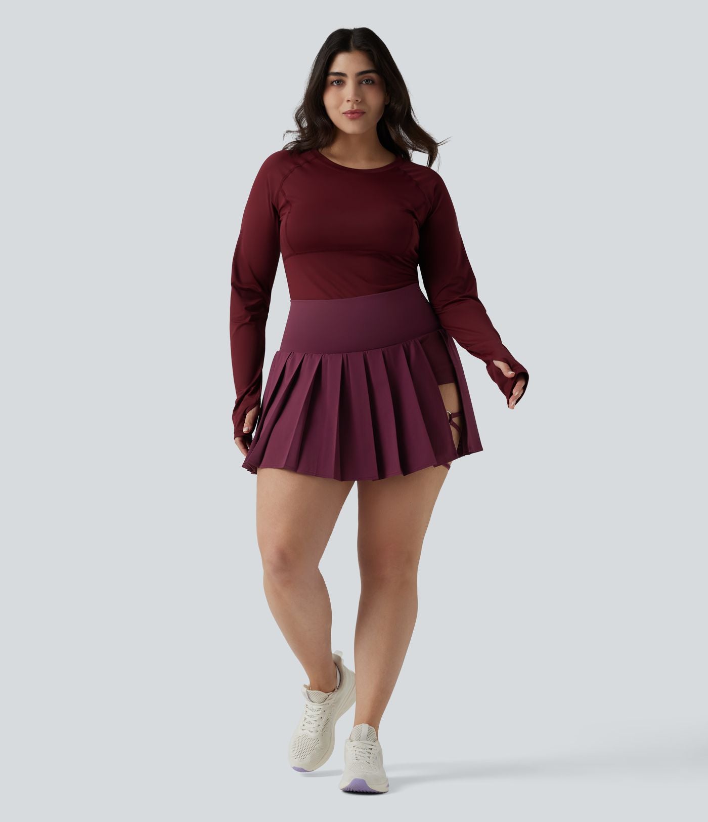 Breezeful™ Jupe-short yoga mini 2-en-1 grande taille à plis et ourlet asymétrique, taille haute, séchage rapide avec poches