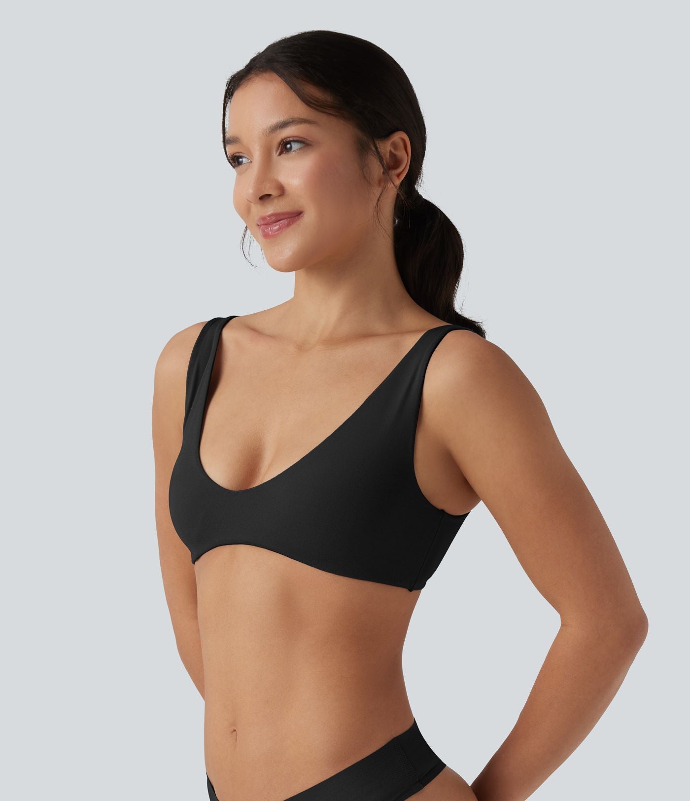 Brassière lounge décolleté plongeant