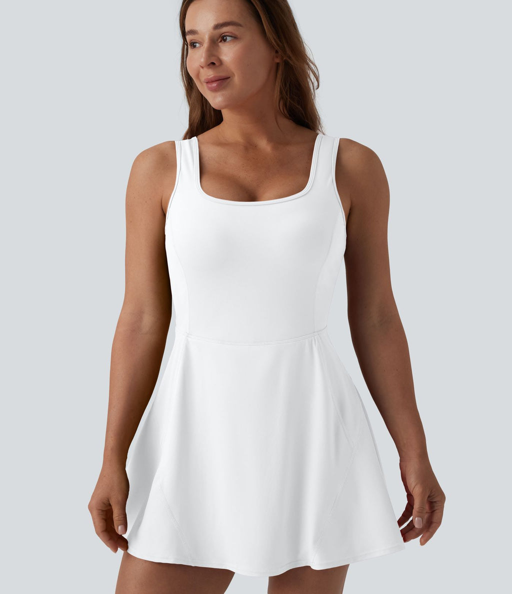 Robe de sport mini 2-en-1 SoftlyZero™ Airy col U poches effet frais InstantCool danse bonnets E-G, accès facile Easy Peasy