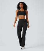 Pantalon de yoga à coupe bootcut gainant galbant taille haute avec effet scrunch et poches Halara UltraSculpt™