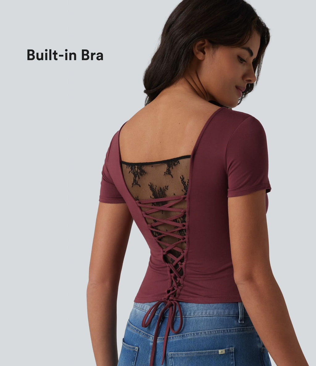 T-shirt casual col U manches courtes avec soutien-gorge intégré, dentelle contrastante et dos à nouer