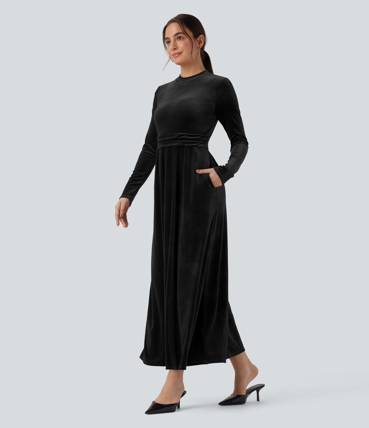 Robe longue en velours col montant manches longues avec poches