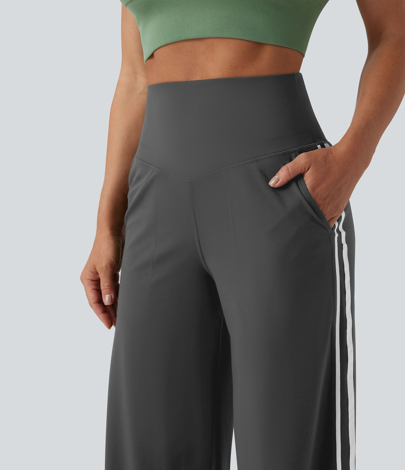 Pantalon ample yoga Halara UltraSculpt™ taille haute gainant à rayures color block avec poches
