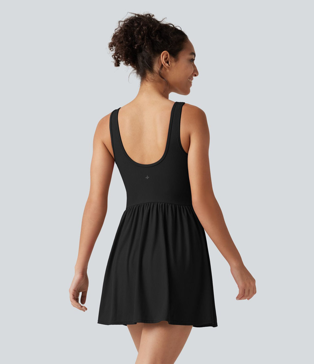Robe mini de tennis Active Dress côtelée à col tunisien, poches et accès facile Easy Peasy