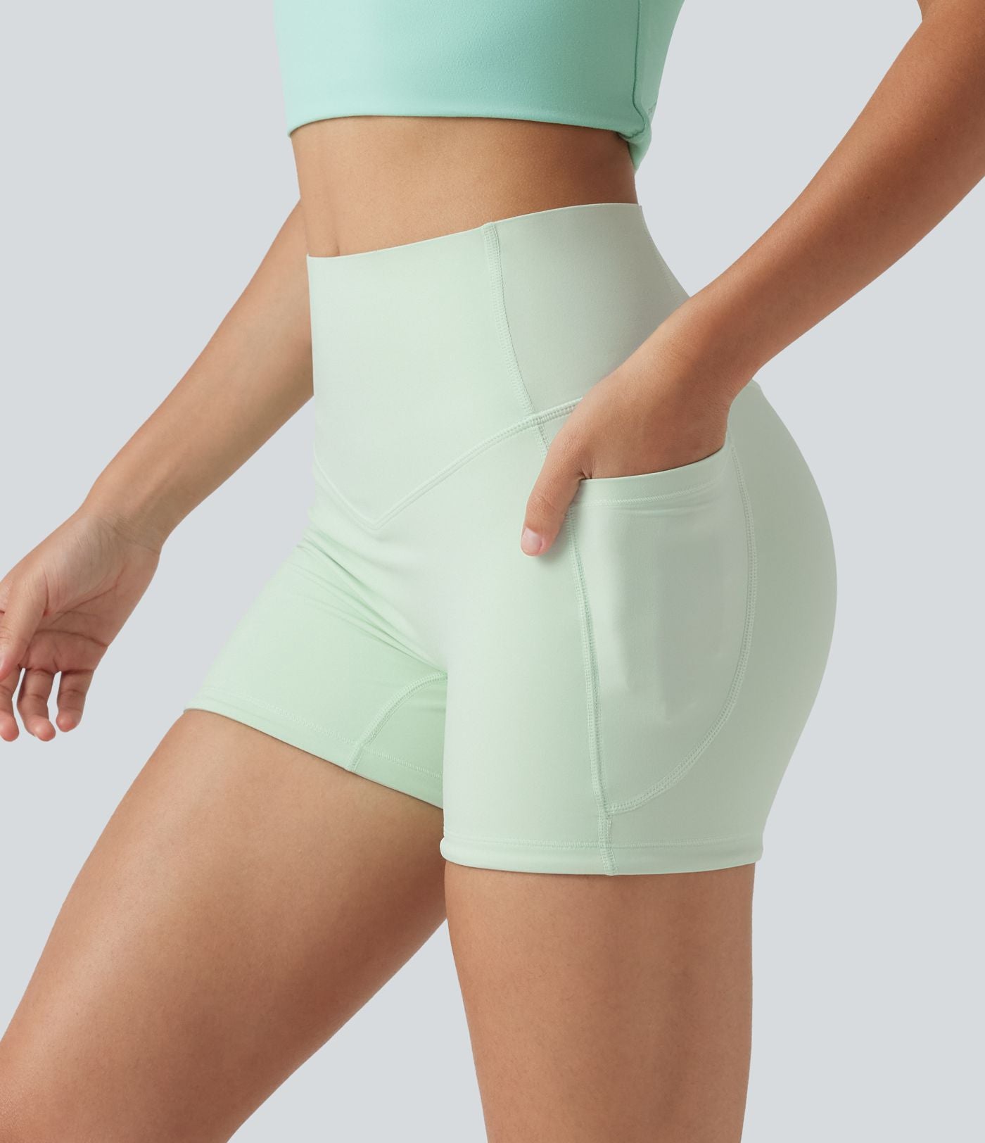 Short cycliste d’entraînement Halara UltraSculpt™ 8cm taille haute gainant avec poches