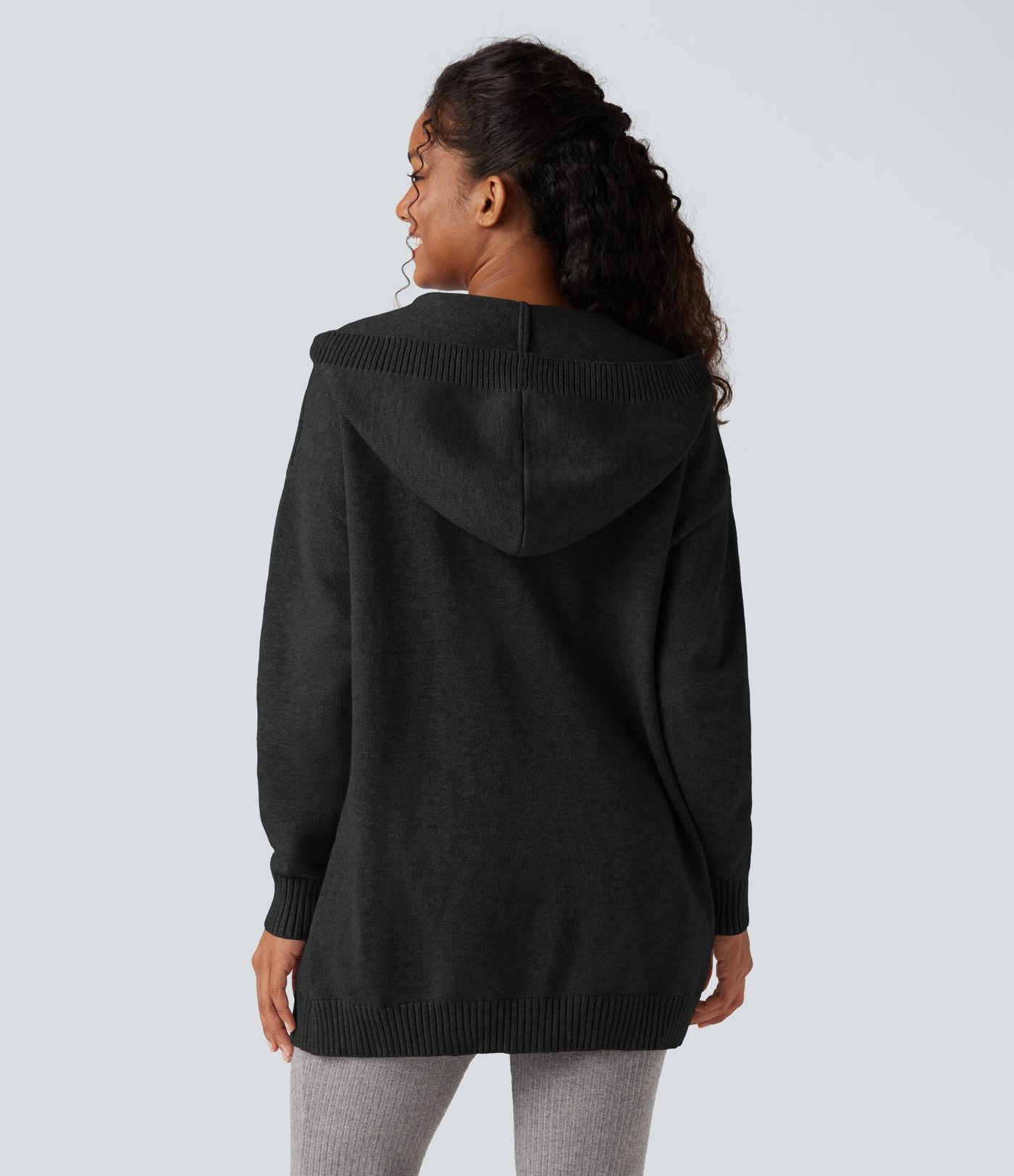 Cardigan à capuche avec boutons et poches