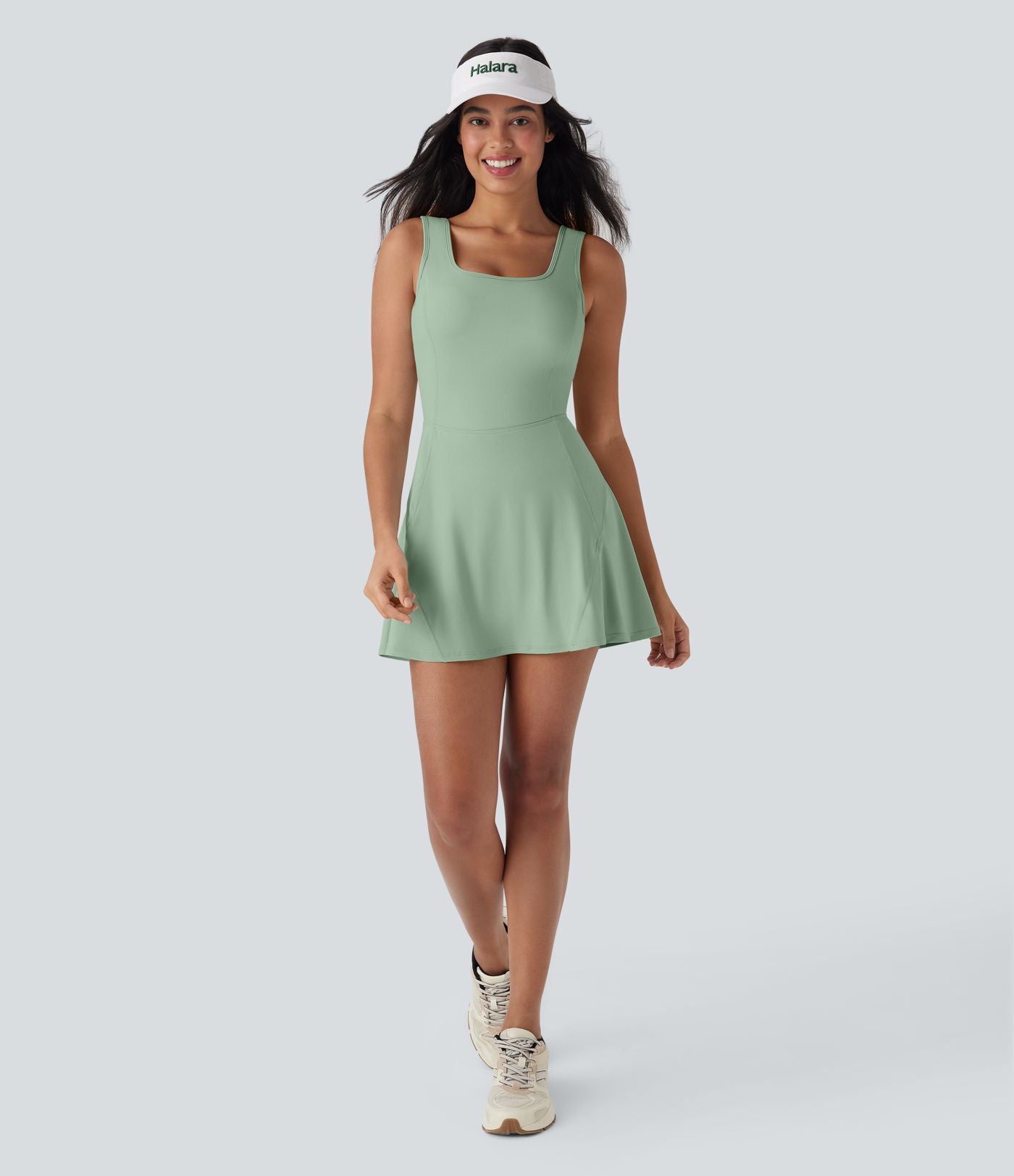 Robe SoftlyZero™ Airy de danse mini 2-en-1 dos nu, col U, bretelles croisées, poches latérales et effet frais InstantCool, accès facile Easy Peasy