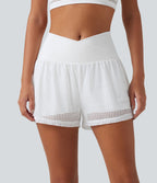 Short de yoga 2-en-1 SoftlyZero™ QuickDry taille haute croisée avec broderie anglaise et poches, 7,5 cm