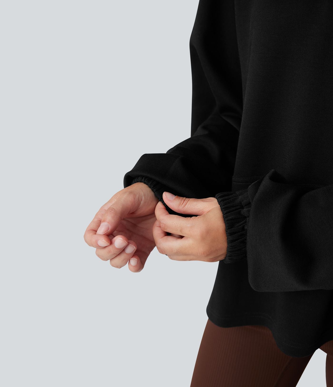 Sweat-shirt col montant à manches longues ourlet asymétrique avec poche