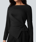 Blouse esprit bureau défroissage facile, encolure bateau, manches longues, fronces et lien côté