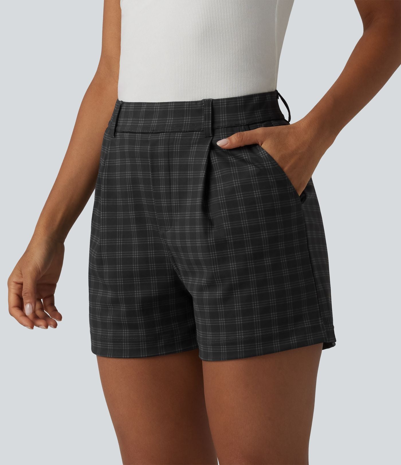 Short tailleur droit à carreaux taille haute avec poches