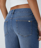 Jean décontracté Halara Flex™ taille basse à jambes droites avec bouton, fermeture éclair, multiples poches, effet délavé en maille extensible