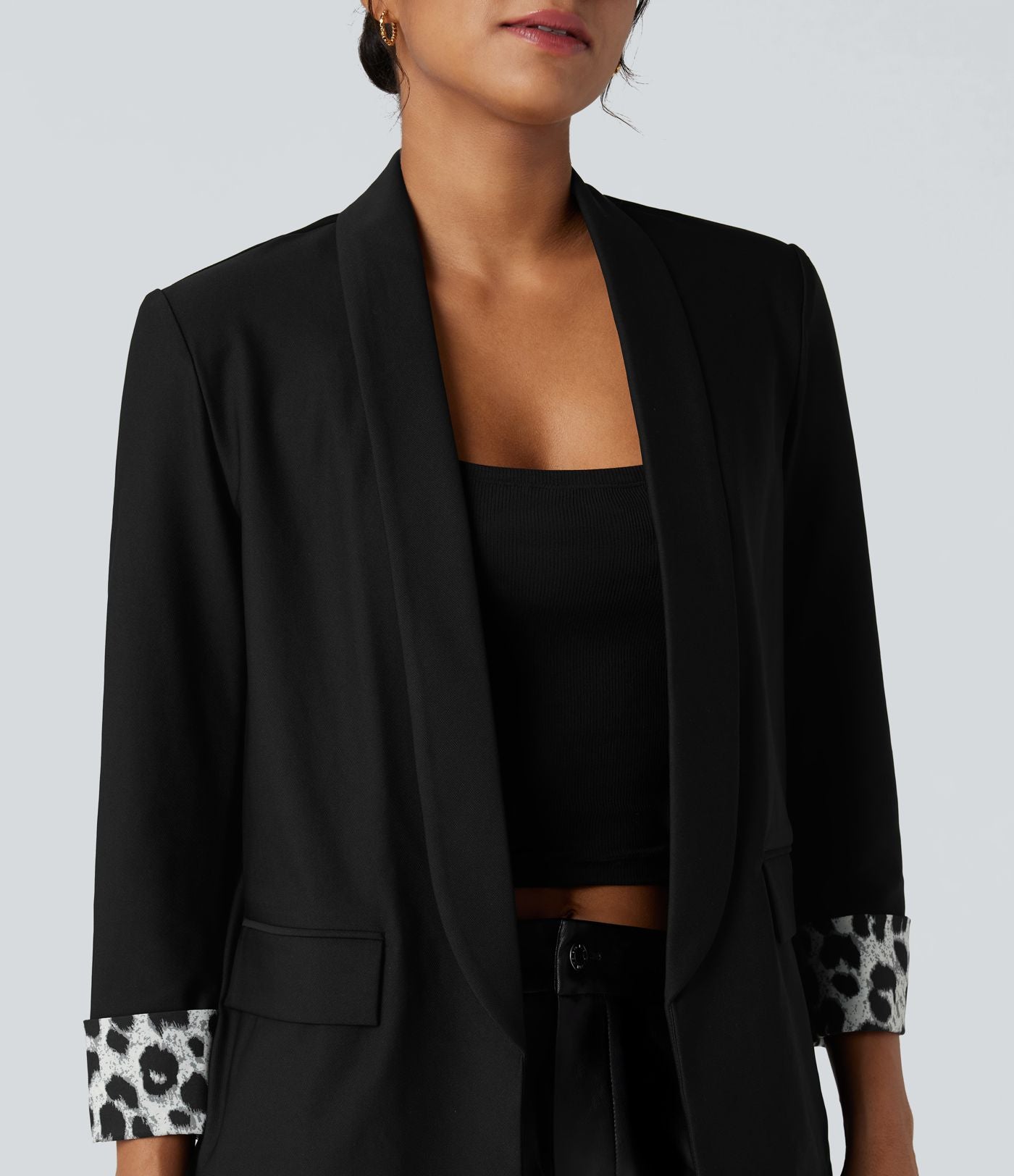 Blazer tailleur sergé imprimé léopard col tailleur manches longues avec poches