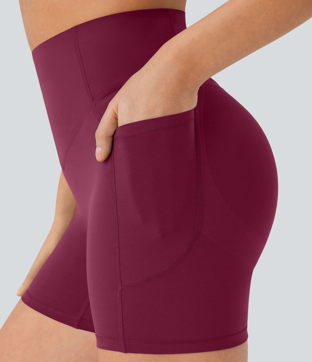 Short cycliste 12,5 cm d'entraînement gainant galbant taille haute avec effet scrunch et poches Halara UltraSculpt™