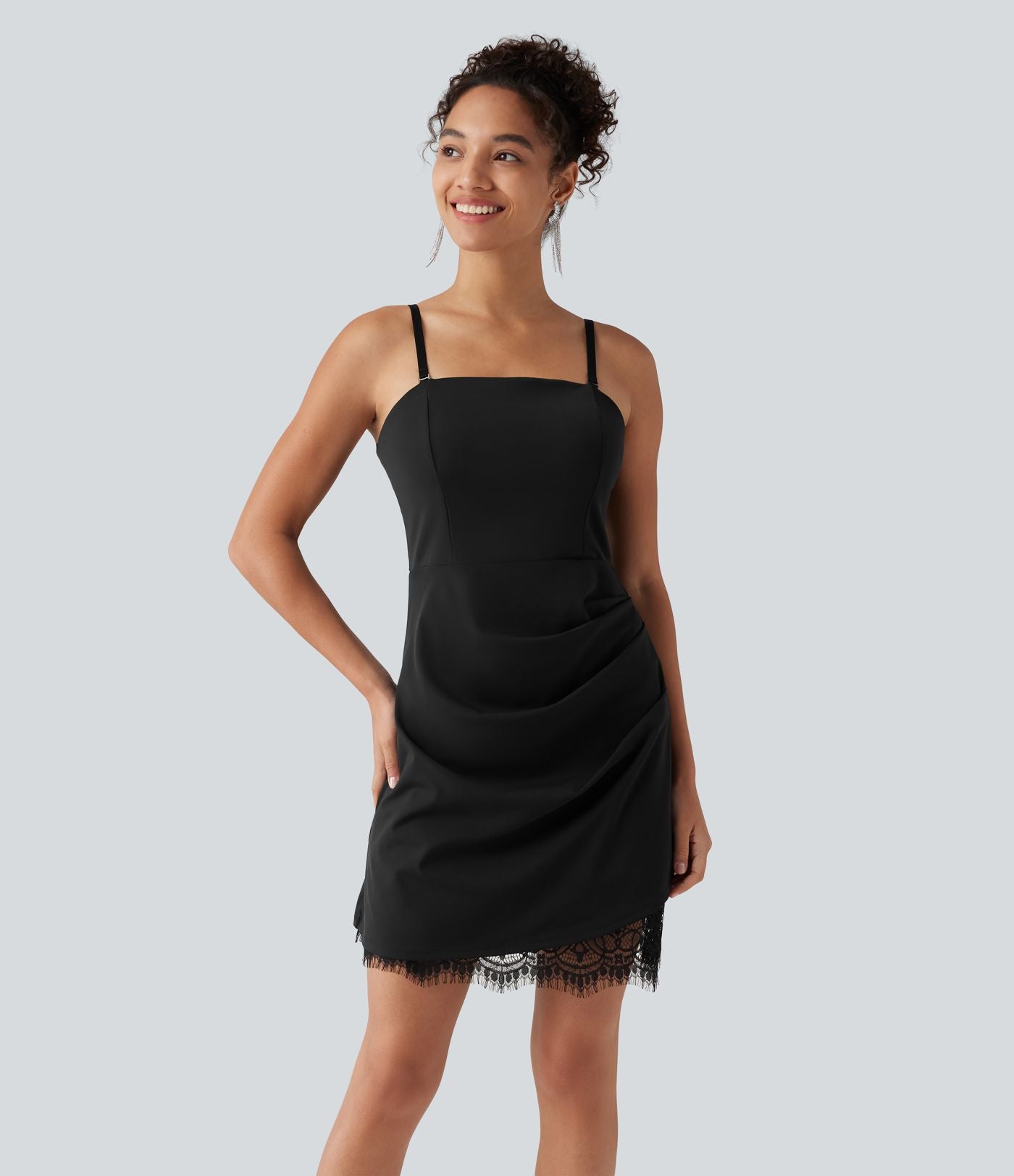 Robe nuisette mini avec brassière intégrée et dentelle contrastante en SoftlyZero™ Airy à effet frais InstantCool, protection solaire UPF50+