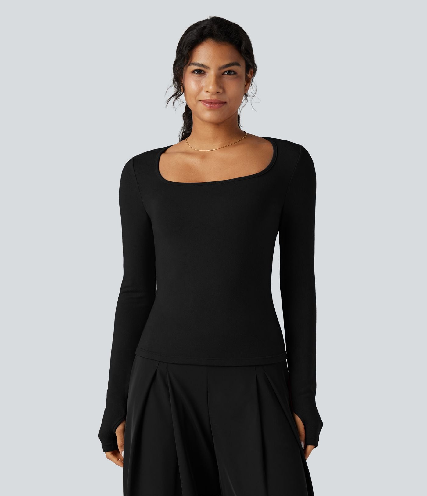 T-shirt tailleur col carré manches longues coupe ajustée