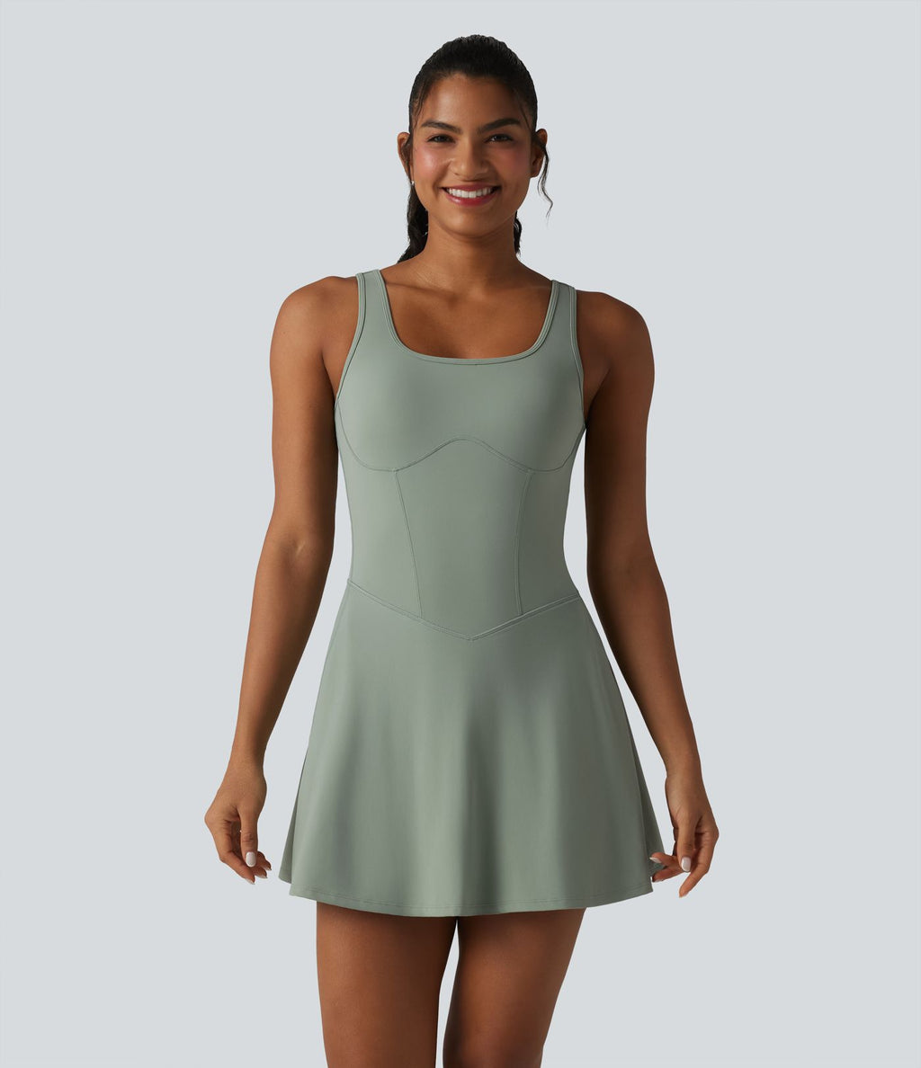 Robe de sport mini sans manches col U 2 en 1 avec soutien-gorge intégré et poches - Easy Peasy