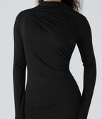 Robe mi-longue col montant manches longues