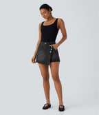 Halara Flex™ Short décontracté en jean extensible effet délavé à taille haute avec poches multiples et détail enveloppant