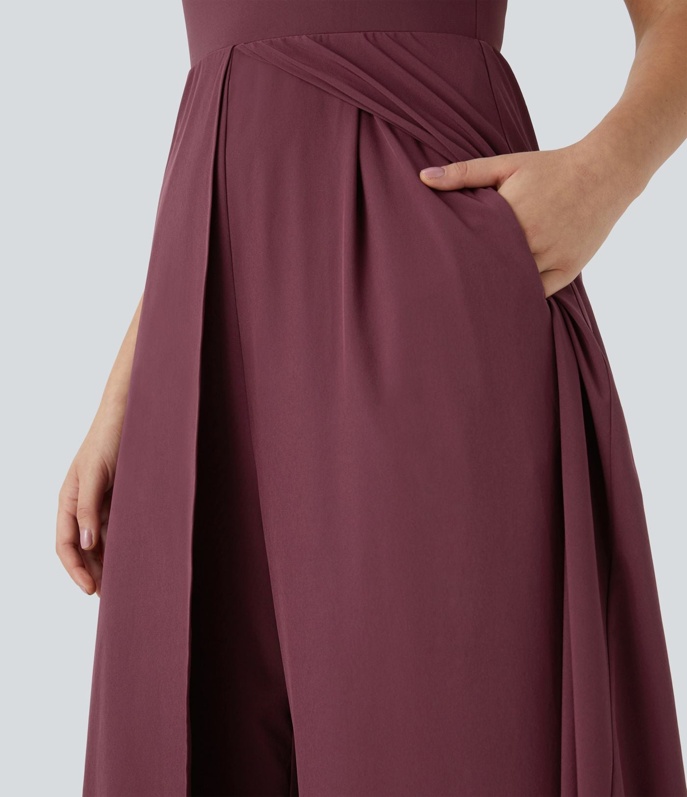 Combinaison Breezeful™ à séchage rapide pour demoiselles d'honneur et invitées de mariage, sans manches, avec fermeture éclair, poches latérales et détails contrastés