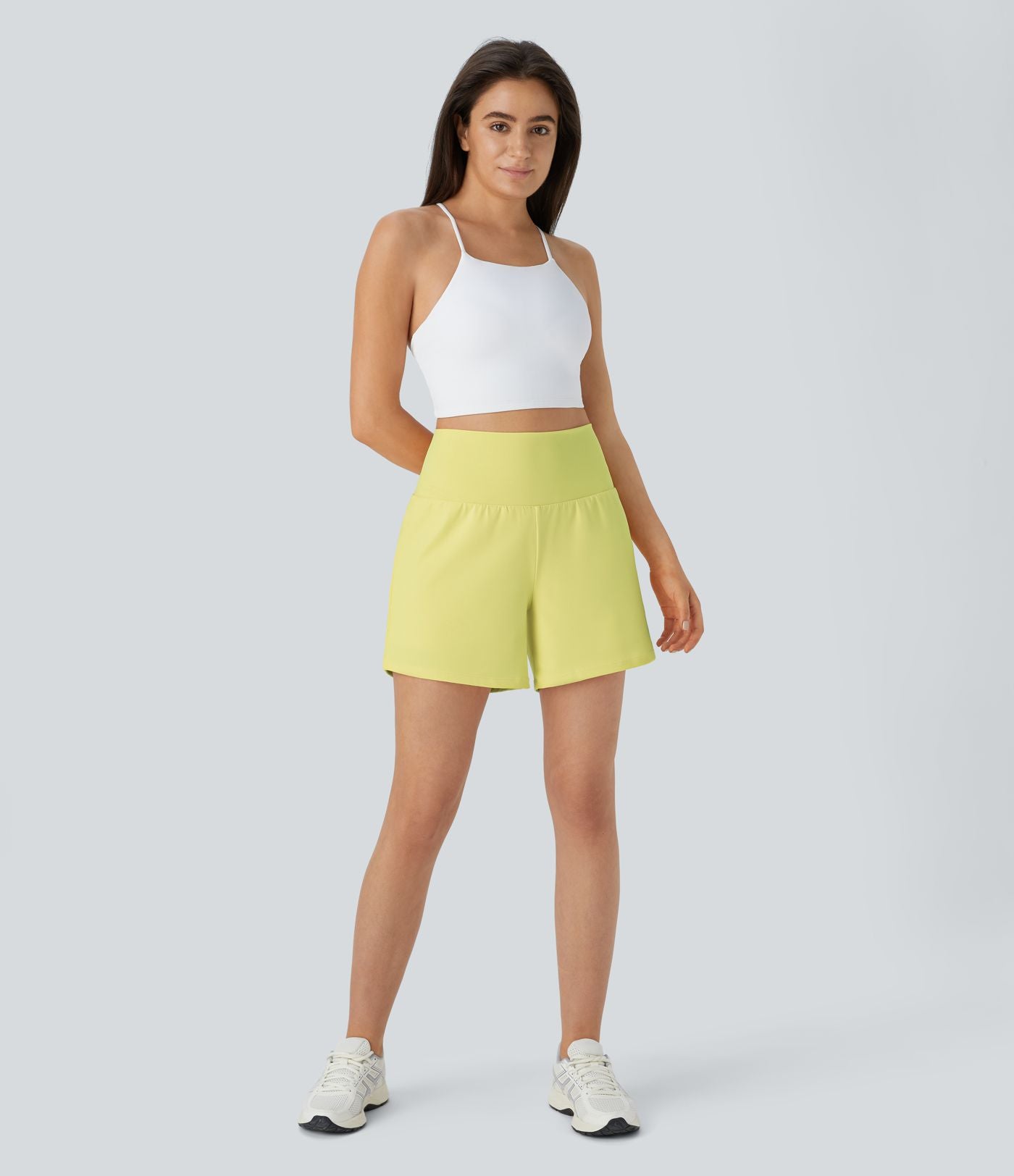 Short yoga 2-en-1 SoftlyZero™ Airy effet frais InstantCool taille très haute 12,5 cm avec poches, longueur allongée