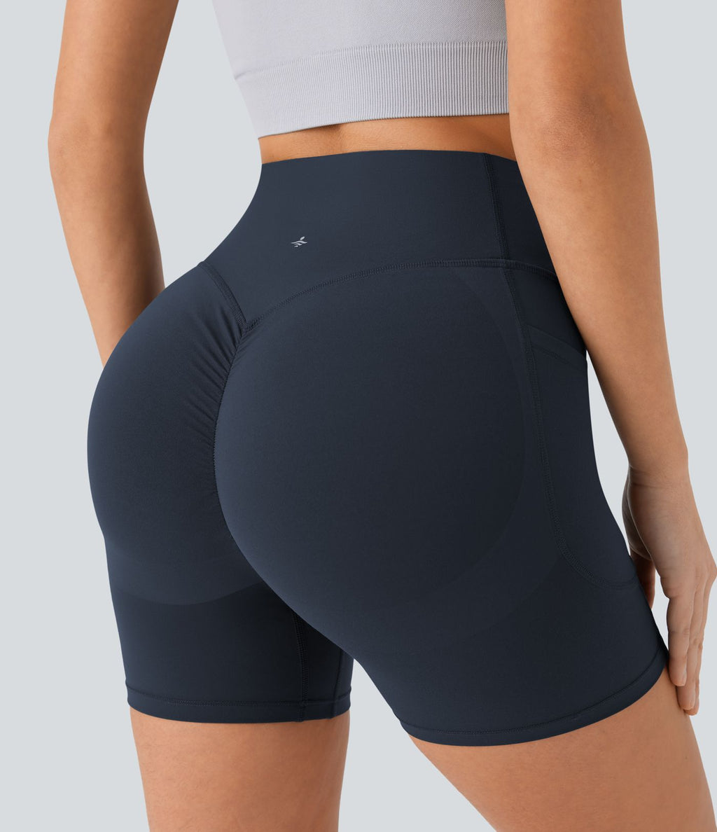 Short cycliste 12,5 cm d'entraînement gainant galbant taille haute avec effet scrunch et poches Halara UltraSculpt™