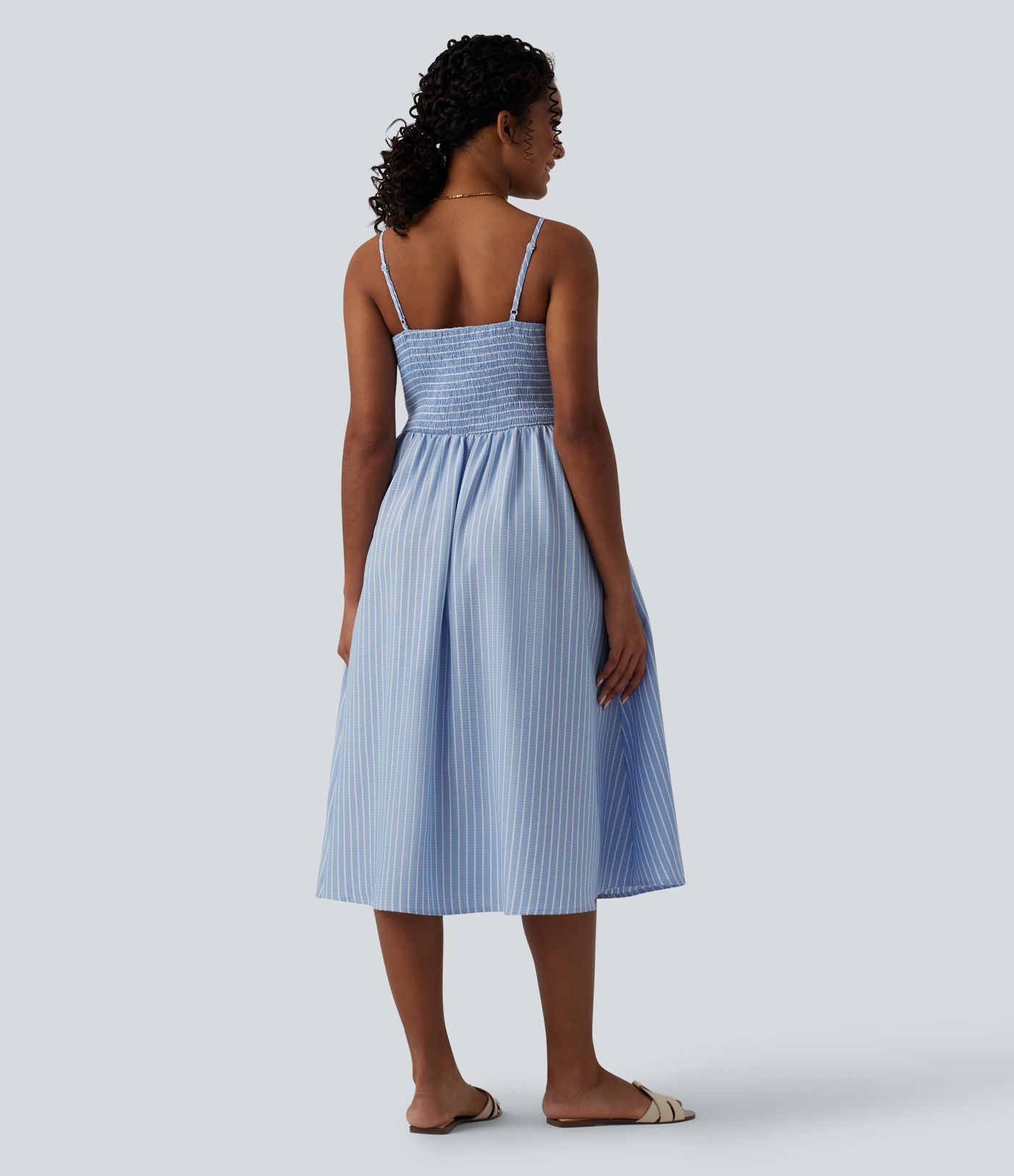 Robe midi bretelles à rayures froncée avec poches