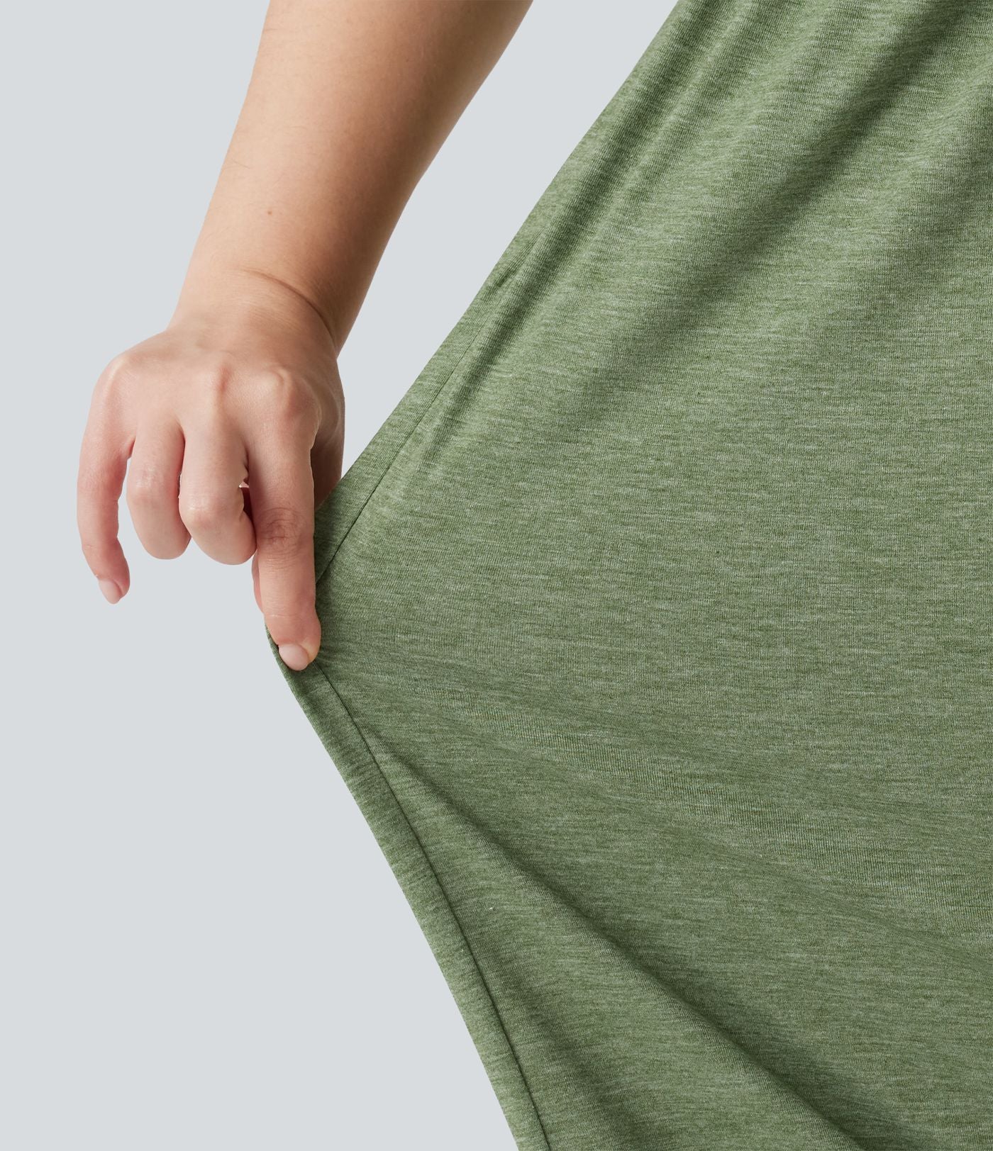 Combinaison grande taille chinée à jambes larges avec détails froncés, poches, coussinets amovibles et accès facile Easy Peasy