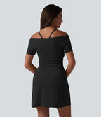 SoftlyZero™ Plush Robe de sport mini 2-en-1 froncée à épaules dénudées avec brassière intégrée et poches — Easy Peasy