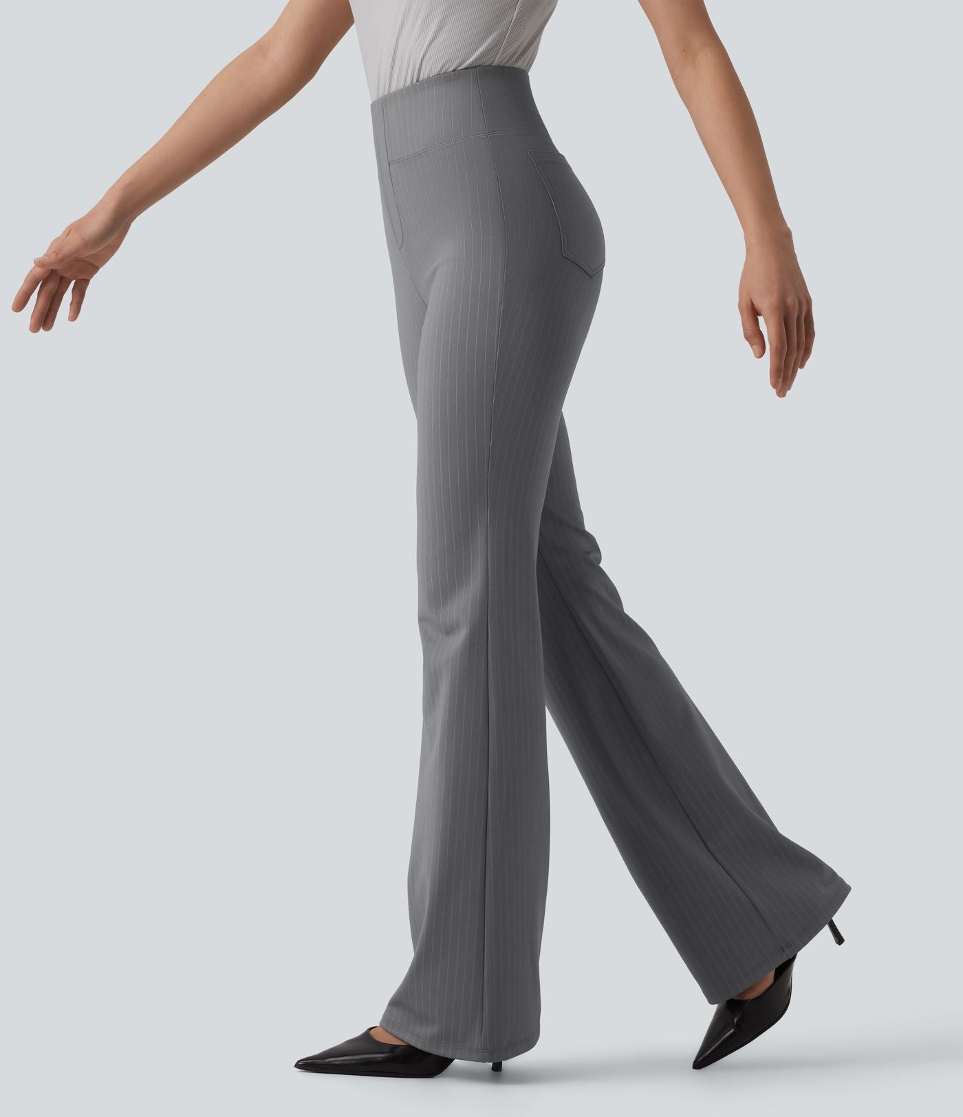 Pantalon tailleur évasé à rayures taille haute avec poches