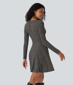Robe décontractée mini évasée maille côtelée col V manches longues