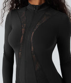 Veste ajustée yoga SoftlyZero™ dentelle contrastante avec trous pouces-UPF50+