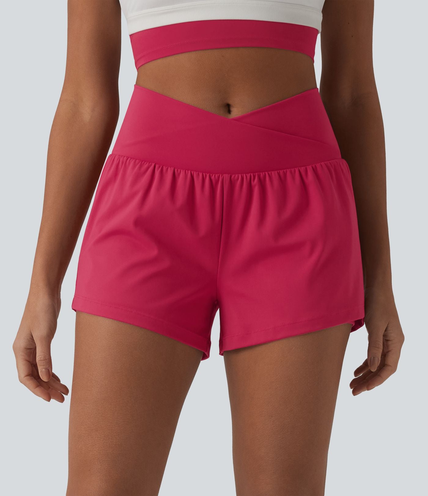 Short de yoga 2-en-1 SoftlyZero™ Airy croisé taille haute 7,5 cm effet frais InstantCool avec poches