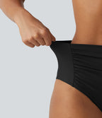 Ensemble bikini push-up gainant avec bretelles ajustables, design torsadé, fronces et brassière intégrée