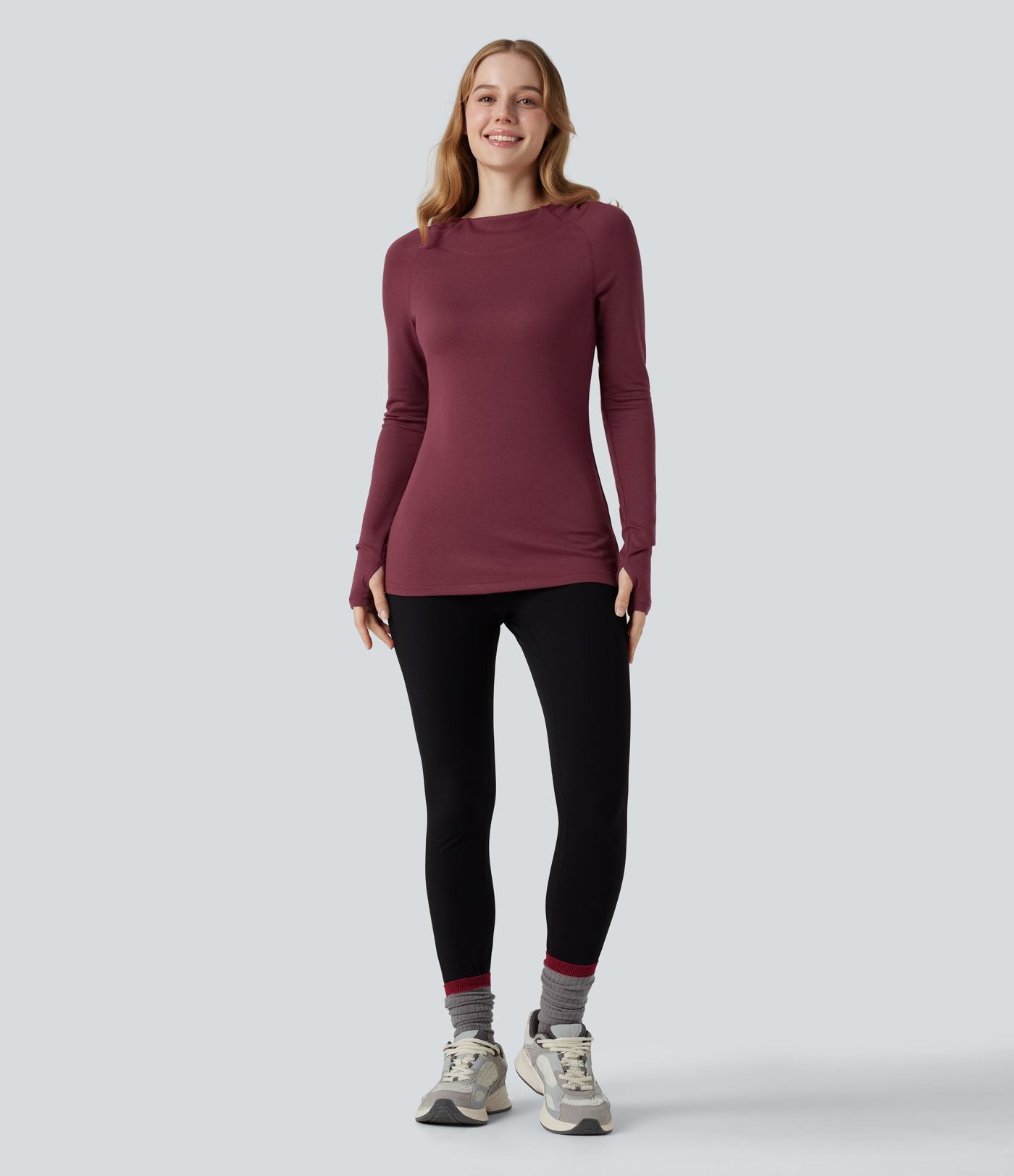 Haut de sport yoga chauffant à capuche à manches longues avec passants pouces Halara HeatCore