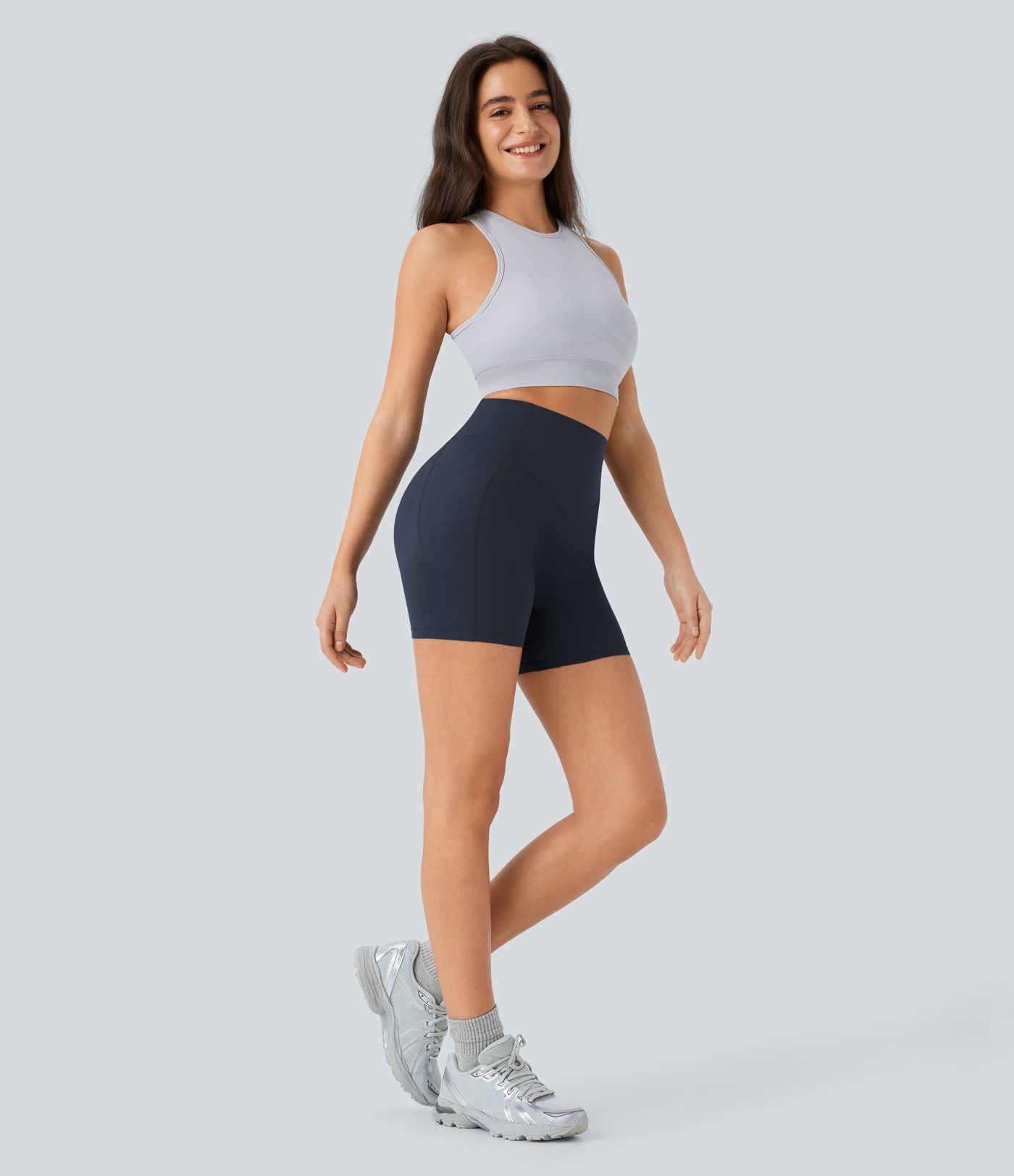 Short cycliste 12,5 cm d'entraînement gainant galbant taille haute avec effet scrunch et poches Halara UltraSculpt™