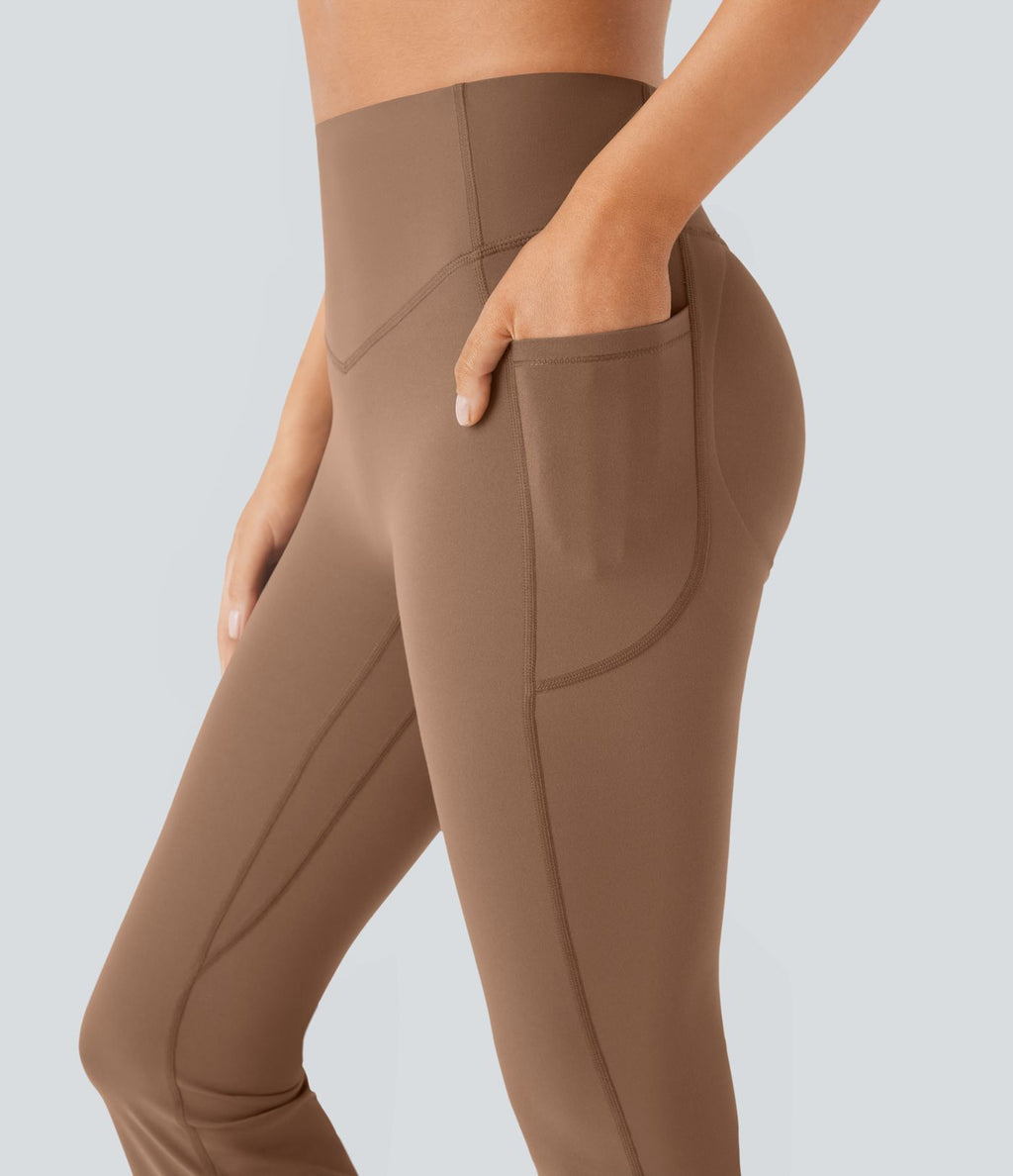 Pantalon de yoga à coupe bootcut gainant galbant taille haute avec effet scrunch et poches Halara UltraSculpt™