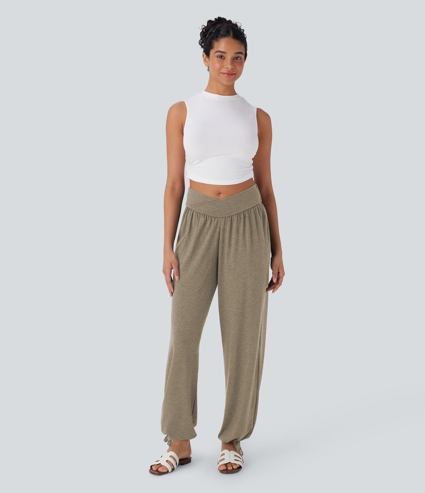 Pantalon de jogging décontracté à taille haute croisée avec poches latérales et cordon de serrage