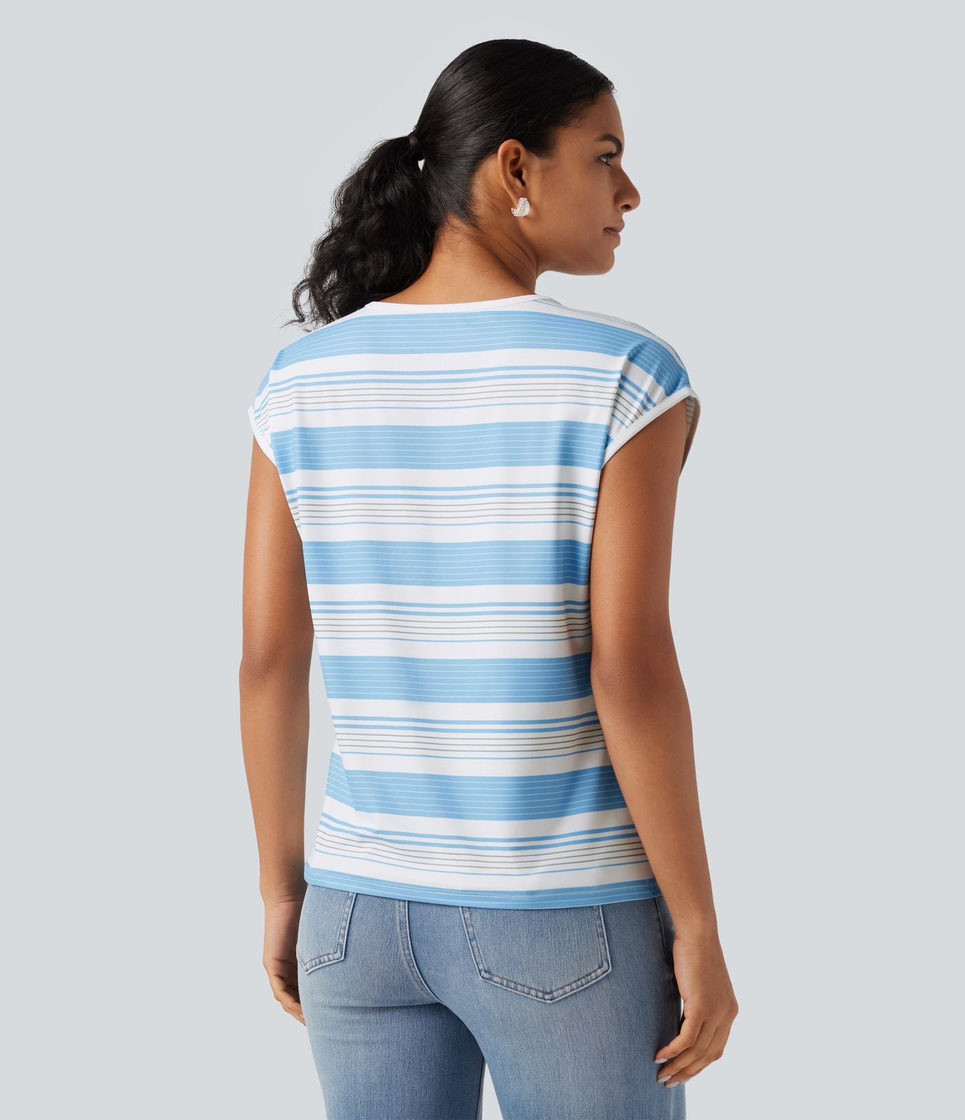 T-shirt décontracté à rayures, col en V et manches courtes