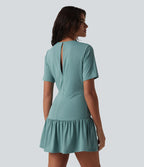 Robe mini casual 2 pièces col rond manches courtes dos goutte d'eau avec poches