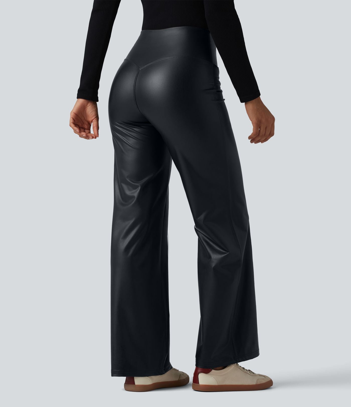 Pantalon casual évasé gainant taille haute en simili cuir extensible avec poches
