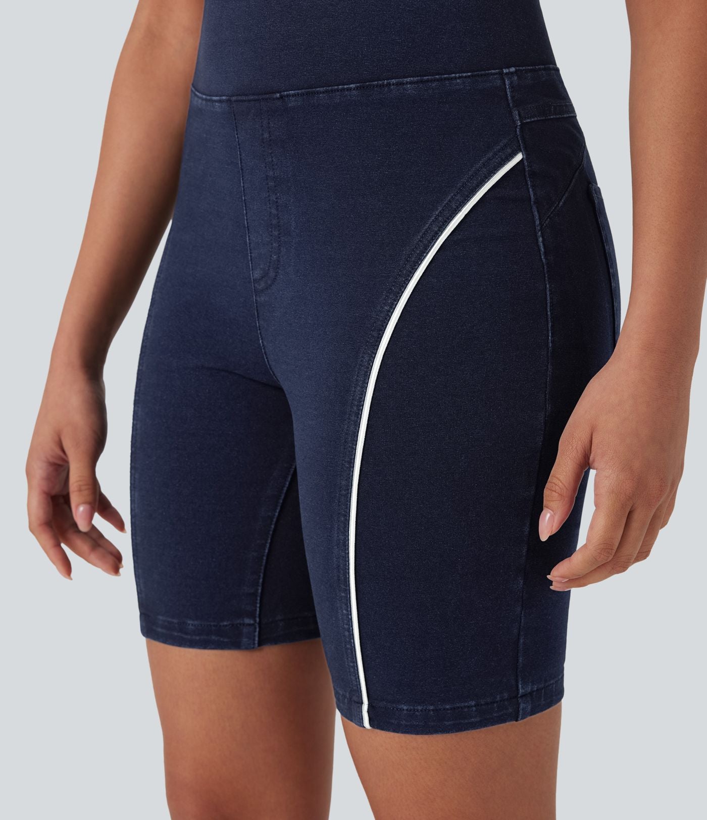 Short casual denim Halara Flex™ tricot extensible taille haute effet push-up froncé avec poches